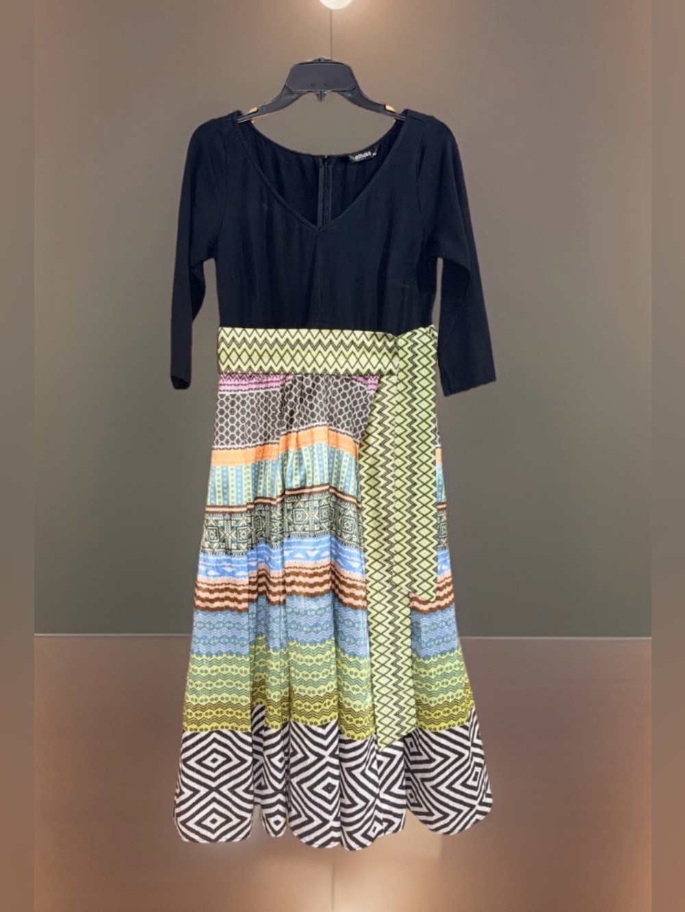 eShakti Women’s Black V-Neck Dress w/Subtle Texture Graphic Flared Skirt-M-EC